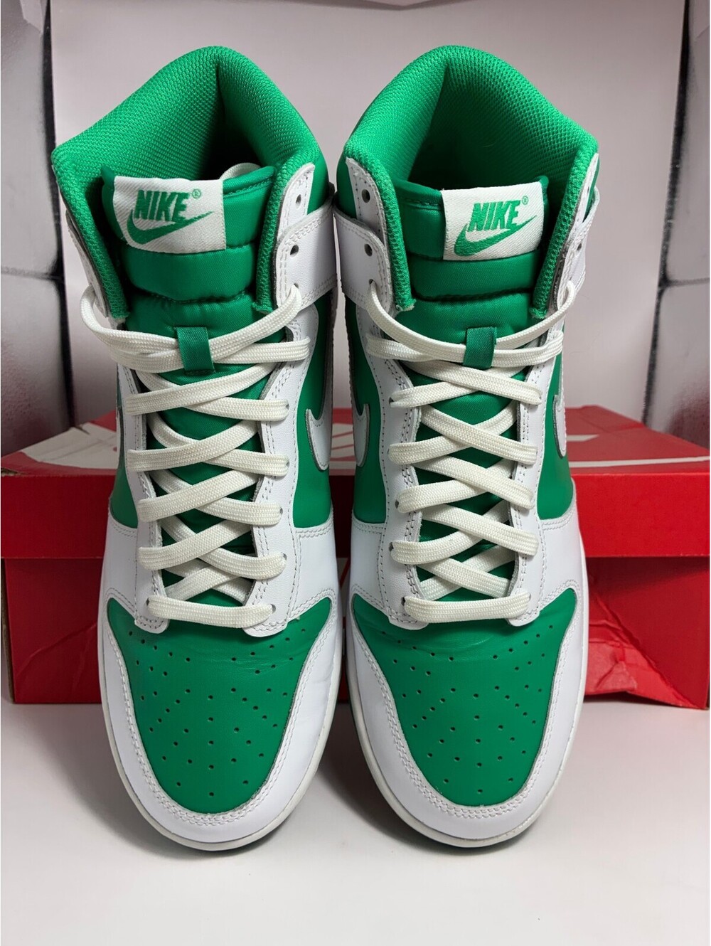 Size 10.5 - Nike Dunk High Stadium Green White - Picture 3 of 6